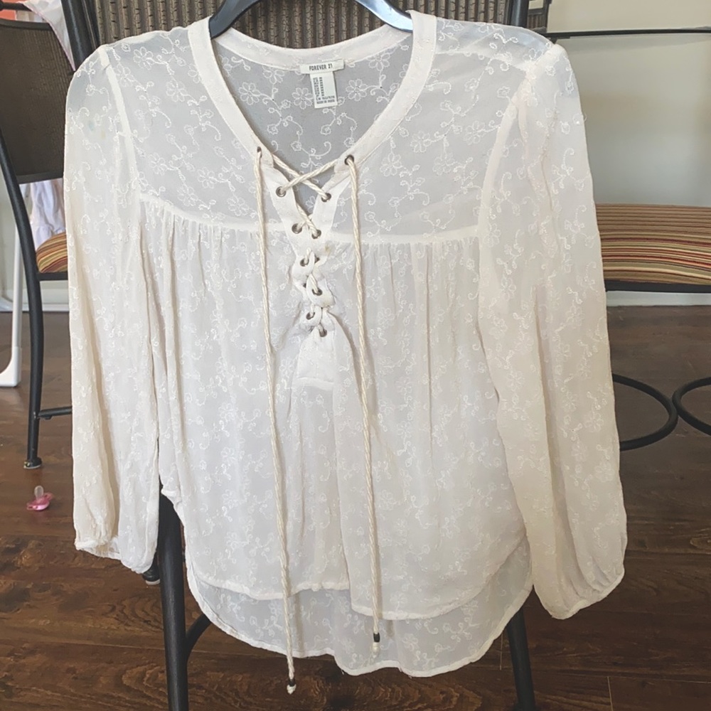 Forever 21 dressy top! Size M